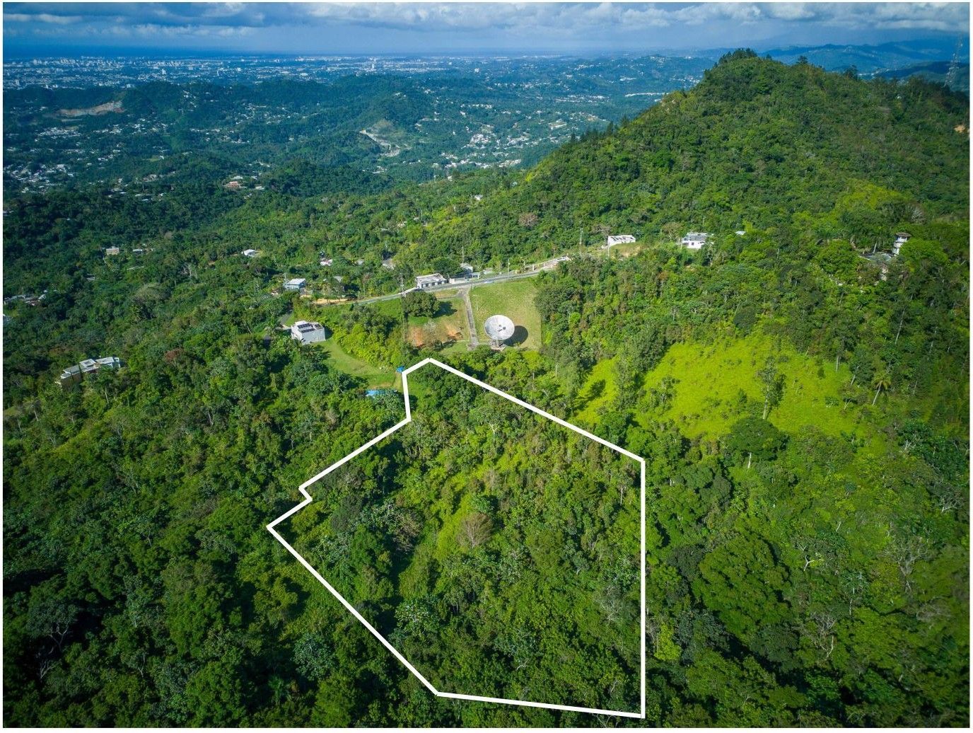 Solar En Venta En Bayamón | 1.39 Cuerdas | MG Realty Group