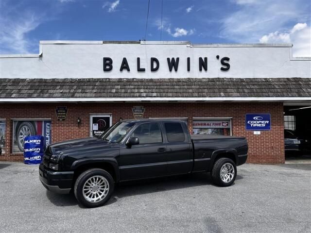 Baldwin's exterior