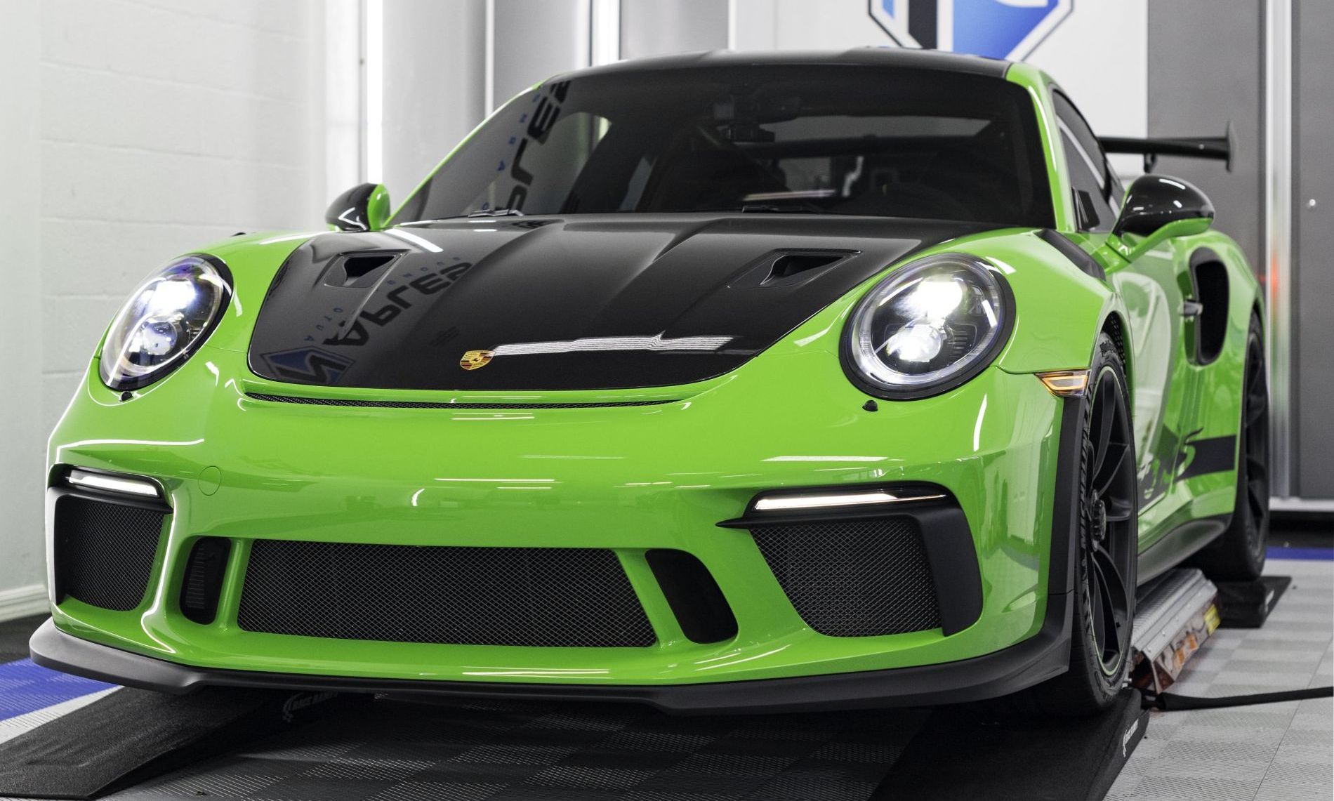 ceramic coating services for naples car owners
