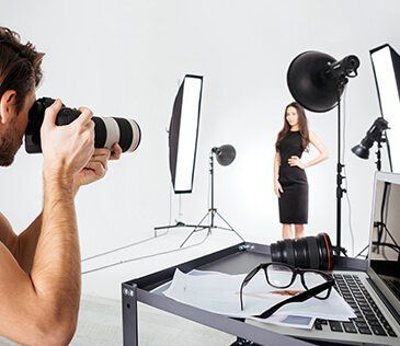 STUDIO PHOTOGRAPHY