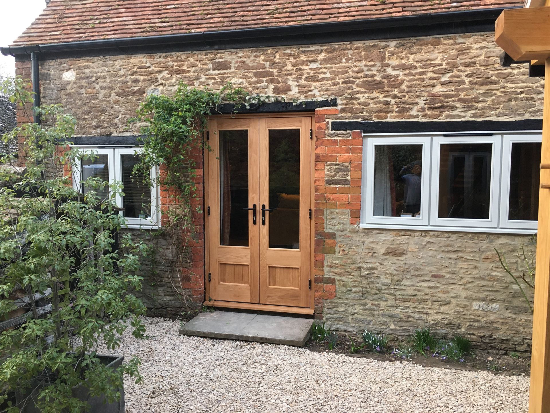 Oak double doors in Longworth
