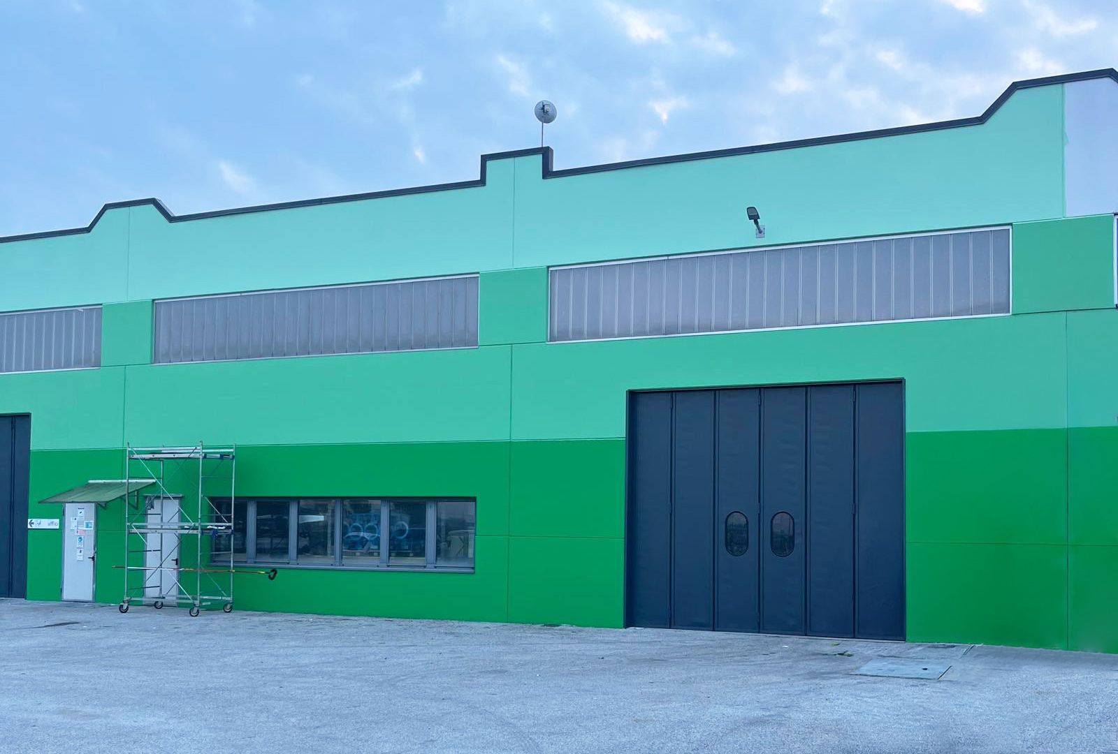 tinteggiatura per capannone industriale
