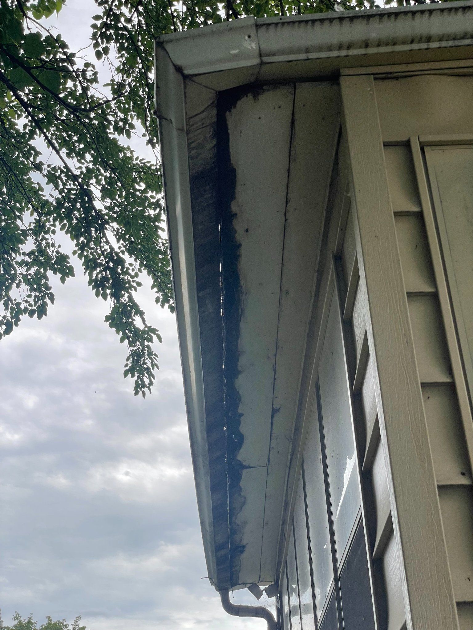 Gutter Installation & Repair Erie, PA Gutter Solutions of Lake Erie