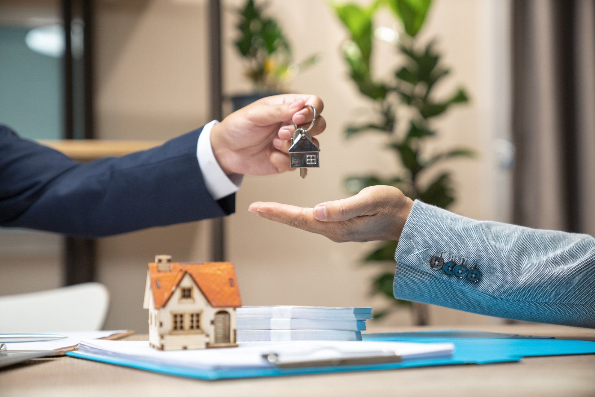 Lawyer Handling Keys - Streator, IL - MG Gulo & Associates Ltd Lawyer Handling Keys - Streator, IL - MG Gulo & Associates Ltd