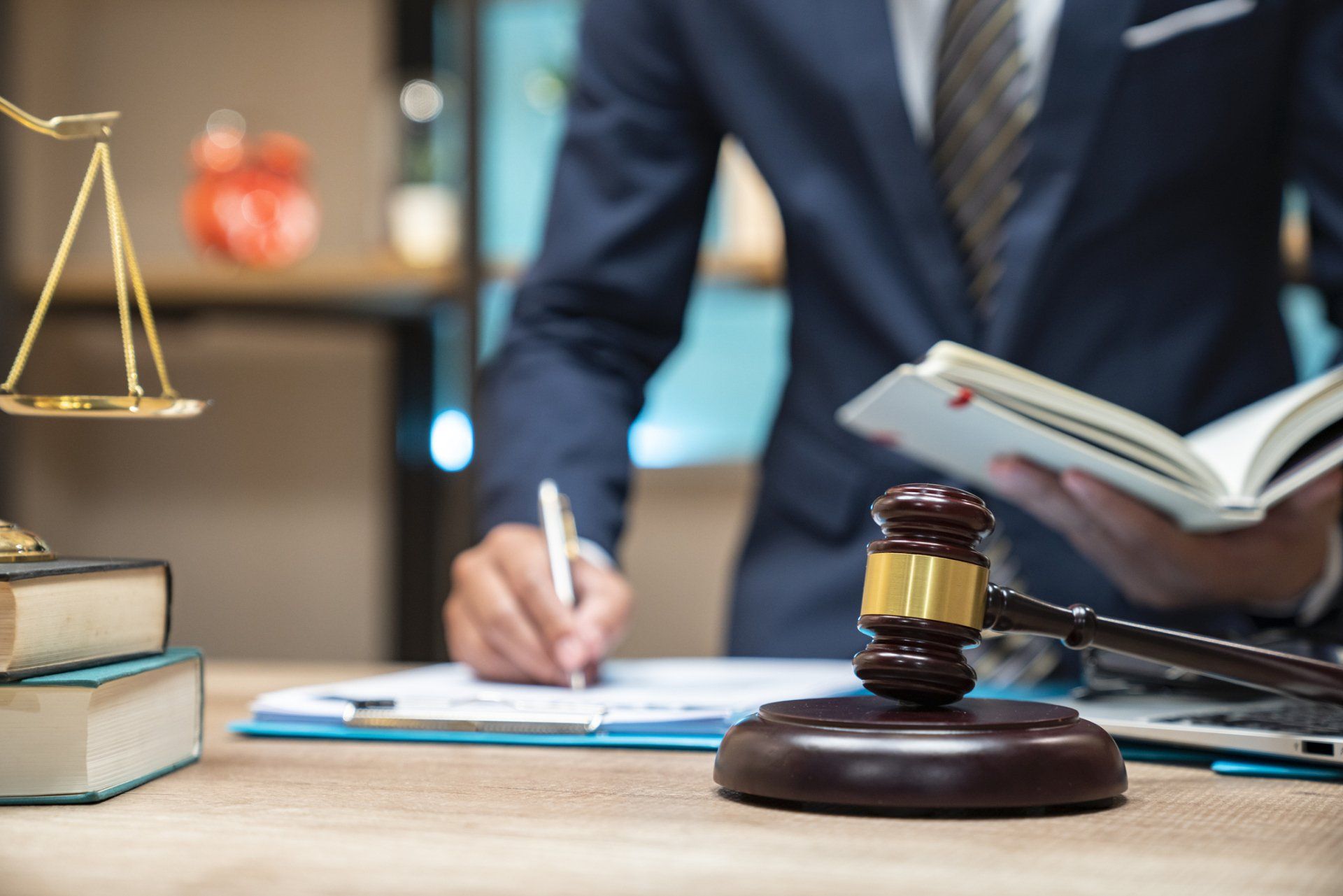 Lawyer Signing - Streator, IL - MG Gulo & Associates Ltd Lawyer Signing - Streator, IL - MG Gulo & Associates Ltd