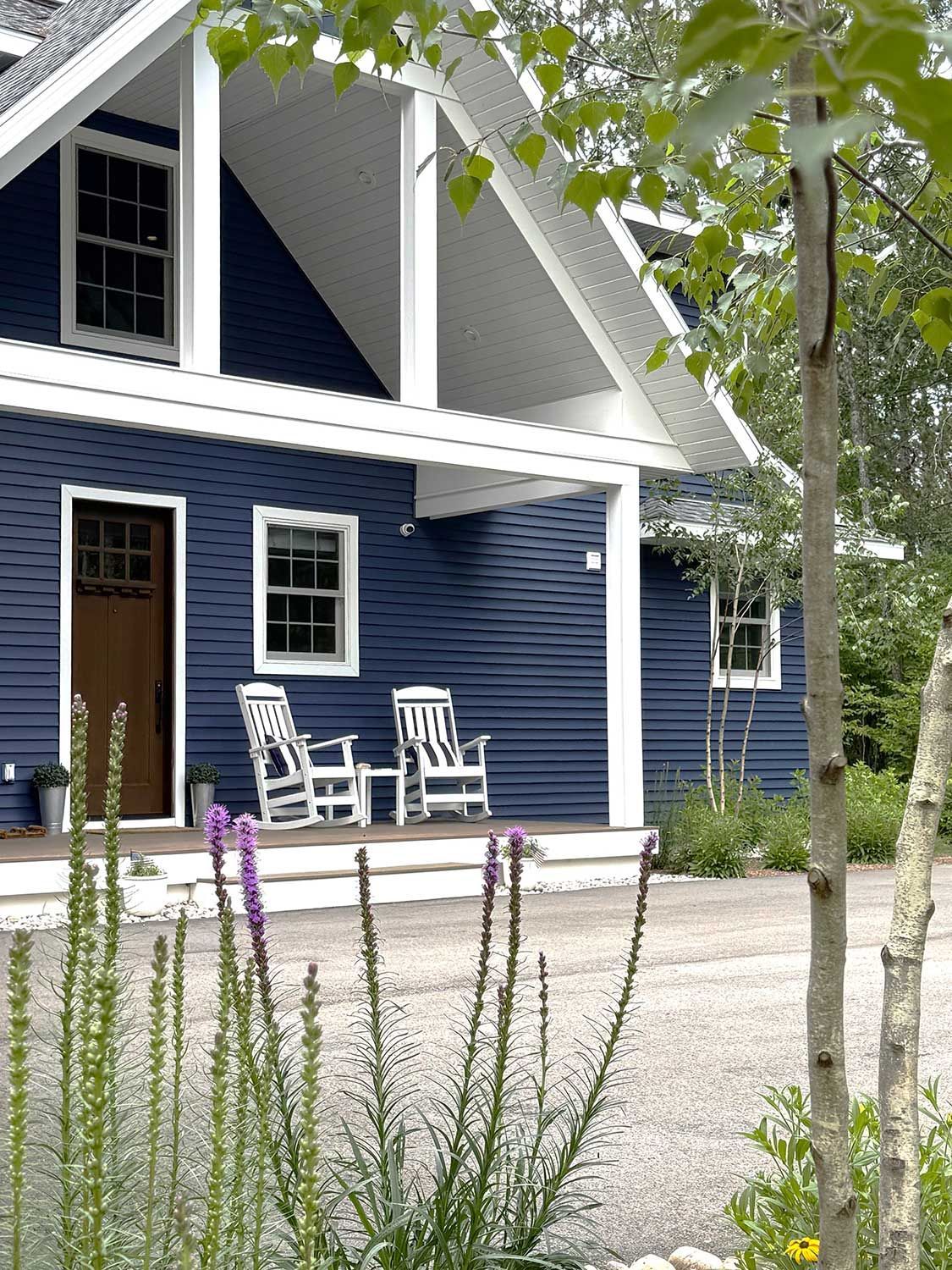 Lake House Retreat 21