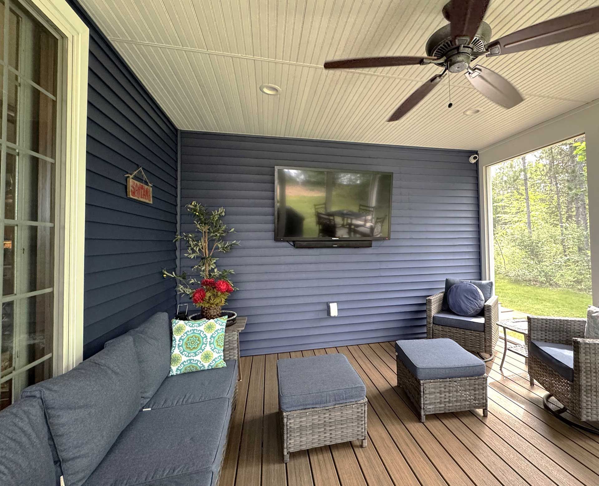 Lake House Retreat 3
