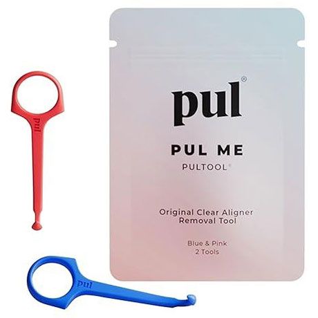 Clear aligner removal tool package with red and blue hook tools on a card labeled “pul.”