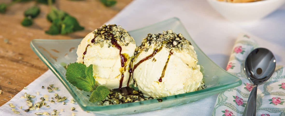 vanille eis mit kürbisöl