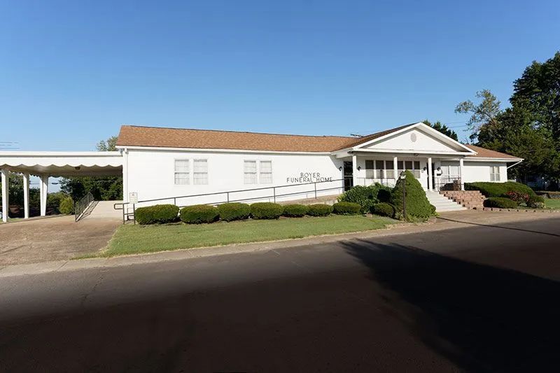 The C.Z. Boyer & Son – Leadwood Chapel Will Help You Through Funeral Planning.