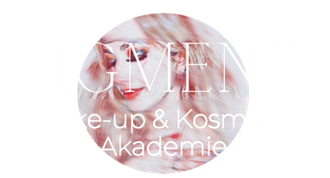 Ein Bild einer Frau im Kreis mit den Worten e-up & kosm akademie darauf.