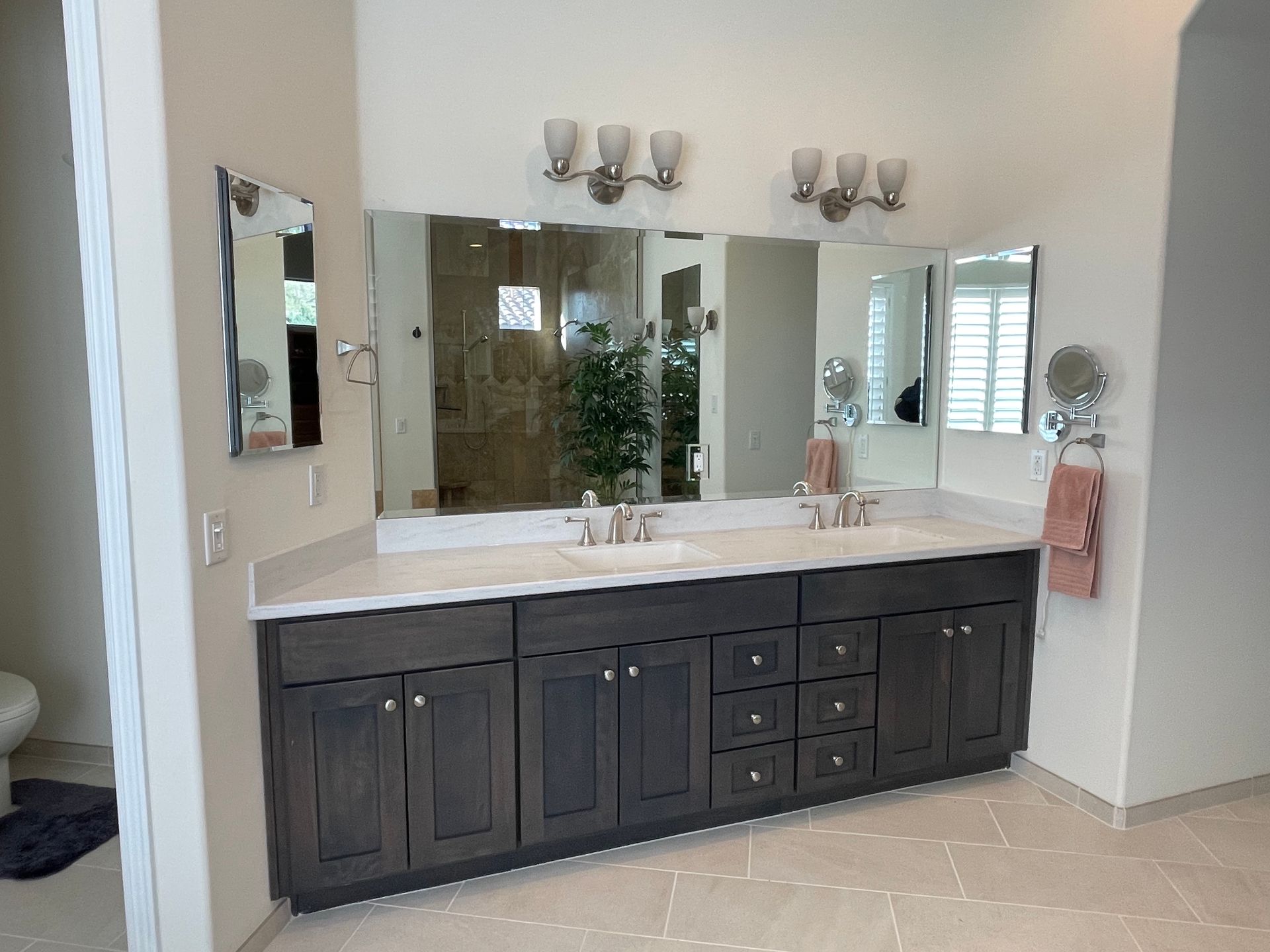 Custom Glass Repair & Replacement Services in Phoenix