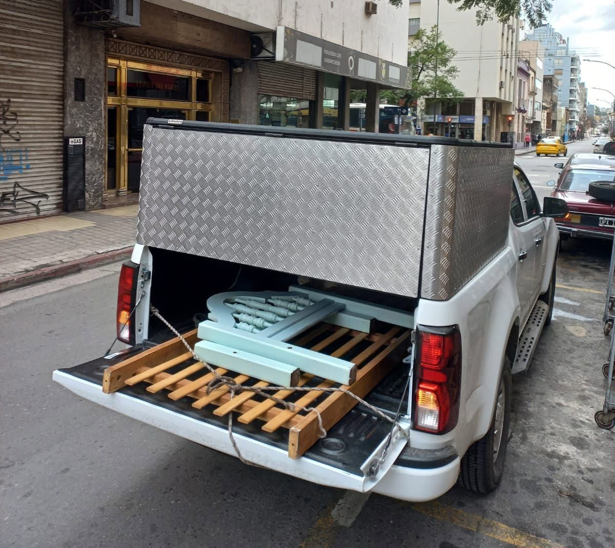 Camioneta de fletes en Córdoba