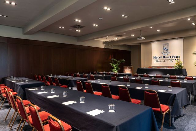 Wiligelmo Room set up in classroom style for a course at Hotel Real Fini Baia del Re