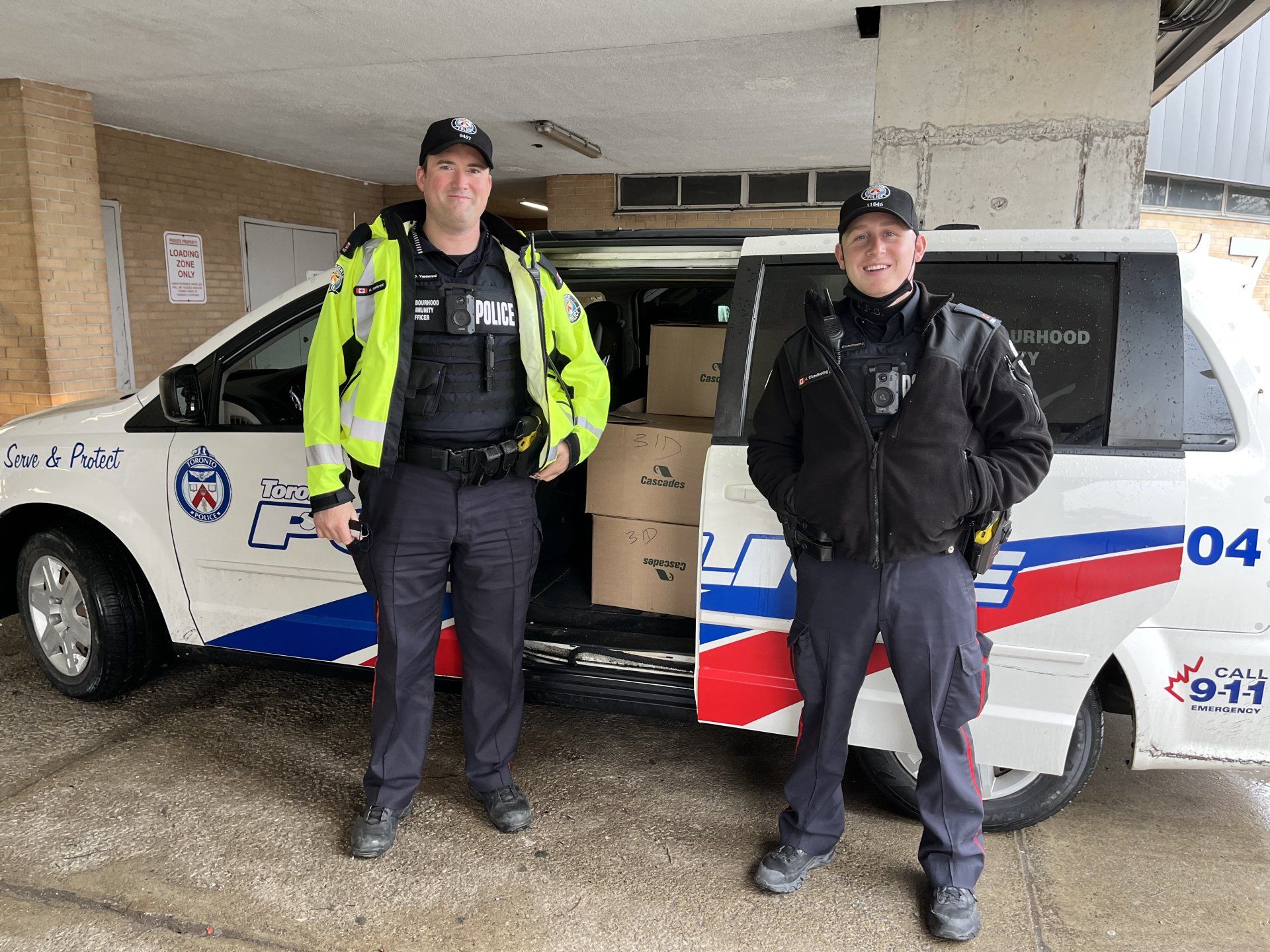 NCOs delivering food hampers