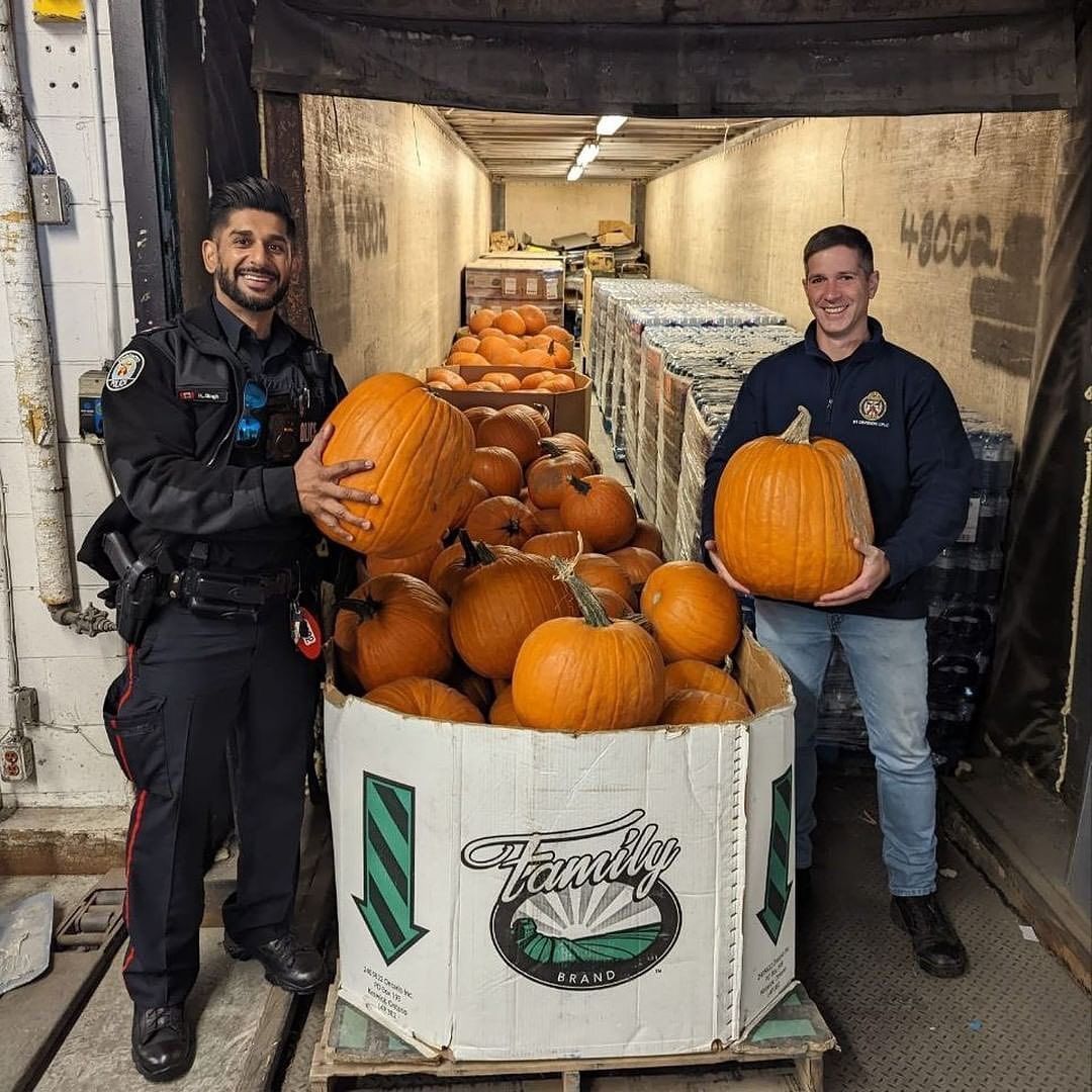 Photo of Officer Singh and Mark Tenaglia