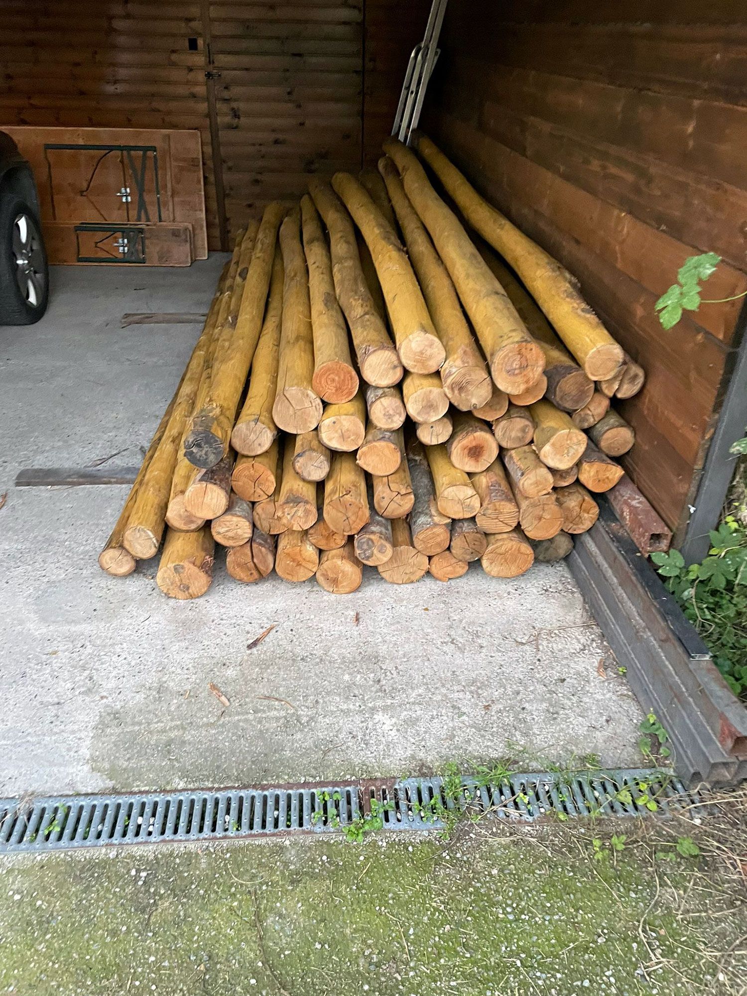 pali per recinzioni