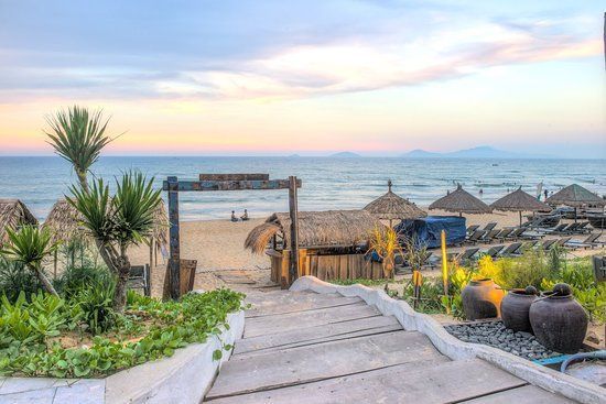 An Bang Beach in Hoi An with beachfront cafes and palm trees