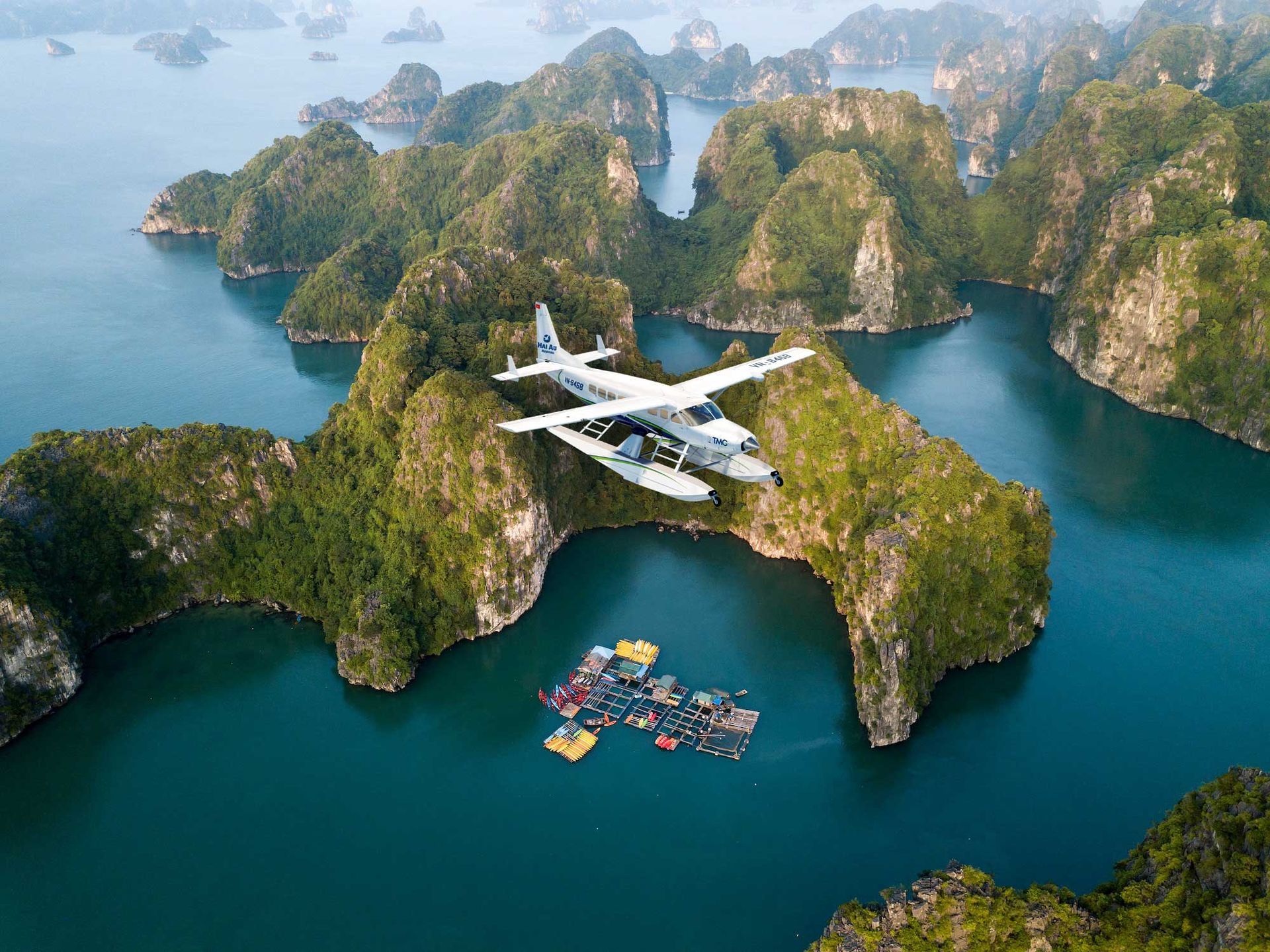 Take a Seaplane Scenic Flight (Best Premium Experience) Take a Seaplane Scenic Flight (Best Premium Experience)
