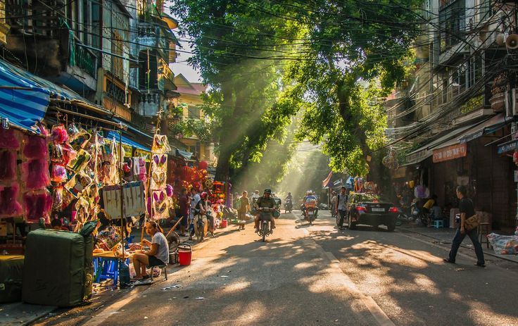 Discover the Streets of Hanoi Old Quarter