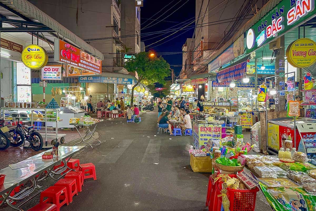 Experience Local Markets