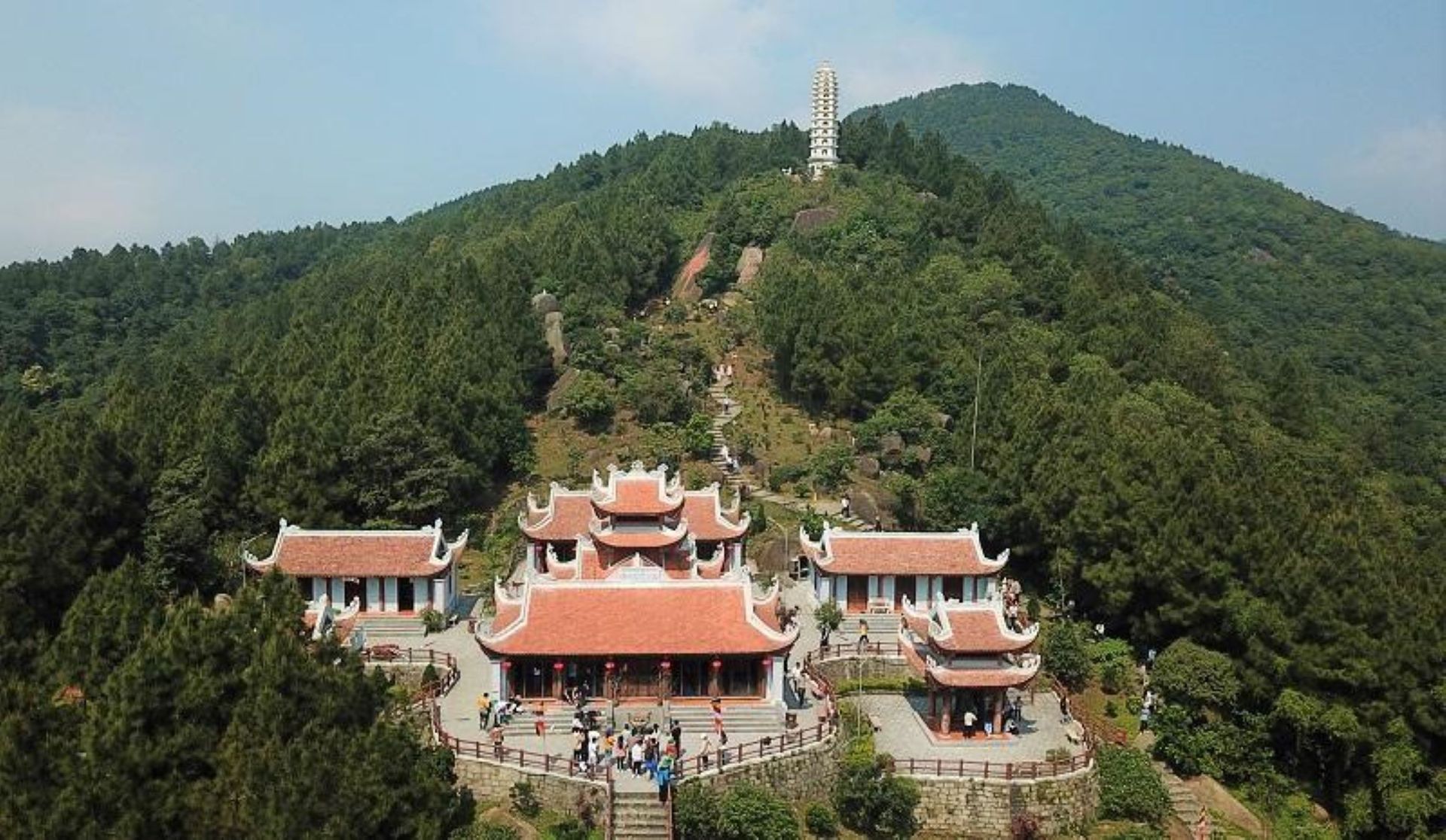 Perfume Pagoda: A Traveler’s Guide to Vietnam’s Spiritual Haven Perfume Pagoda: A Traveler’s Guide to Vietnam’s Spiritual Haven