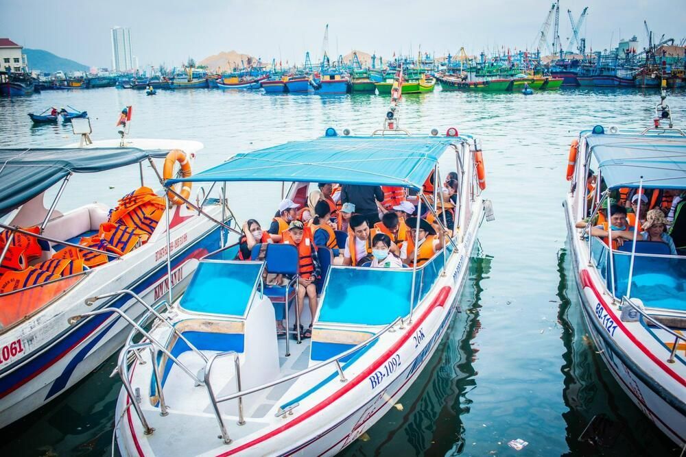 Take a Boat Trip to Cu Lao Xanh