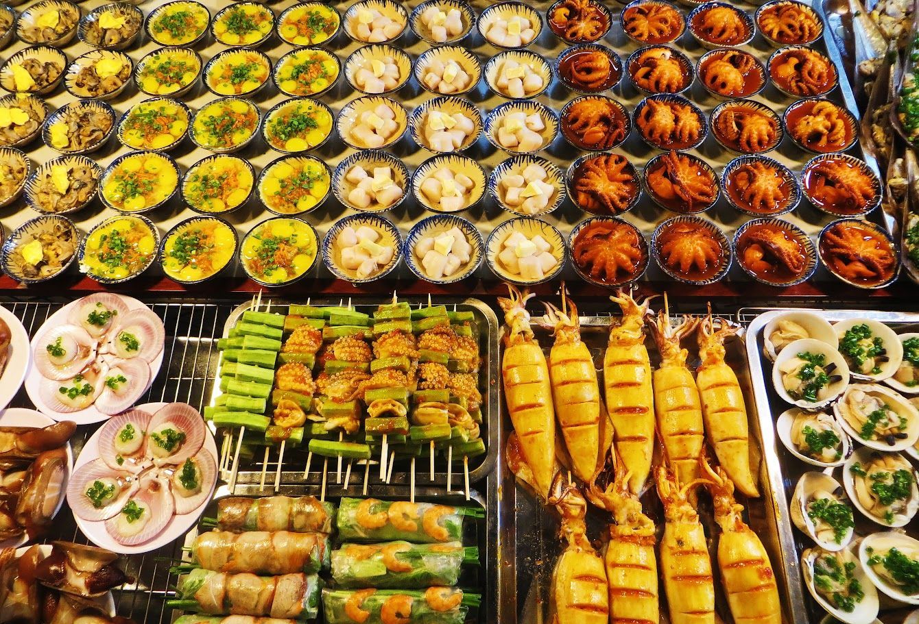 Try Local Food & Seafood