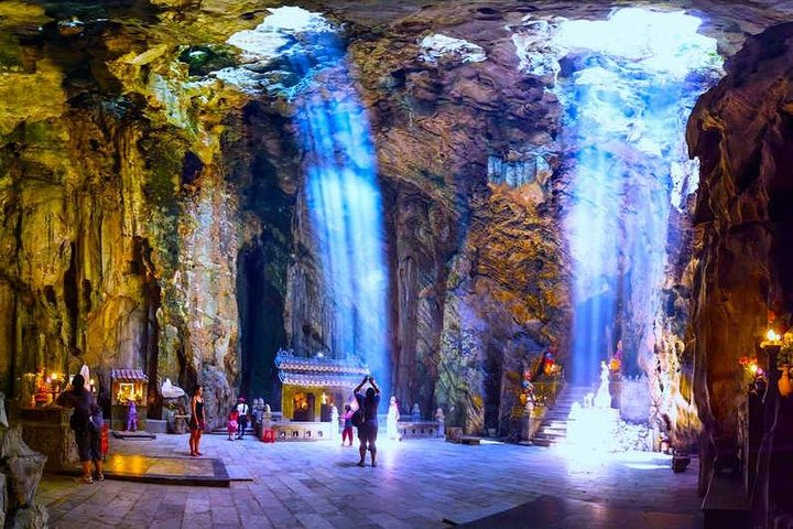 Explore the Marble Mountains Explore the Marble Mountains
