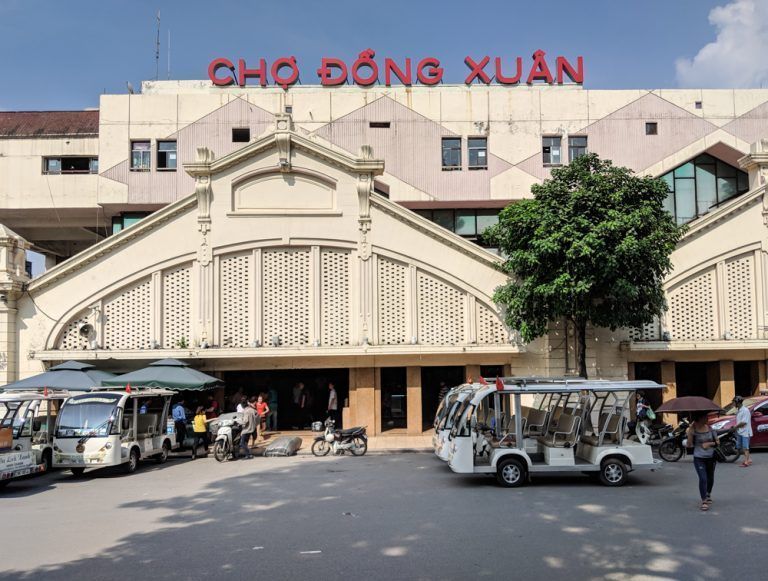 Dong Xuan Market