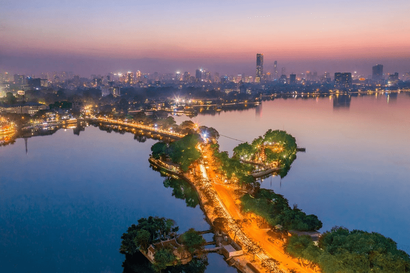 West Lake (Hồ Tây) West Lake (Hồ Tây)