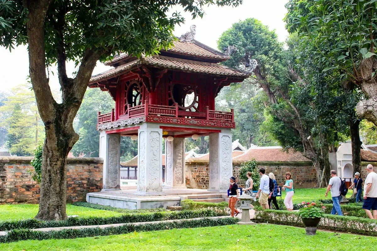 Exploring the Top Attractions in Hanoi – A Complete Travel Guide Exploring the Top Attractions in Hanoi – A Complete Travel Guide