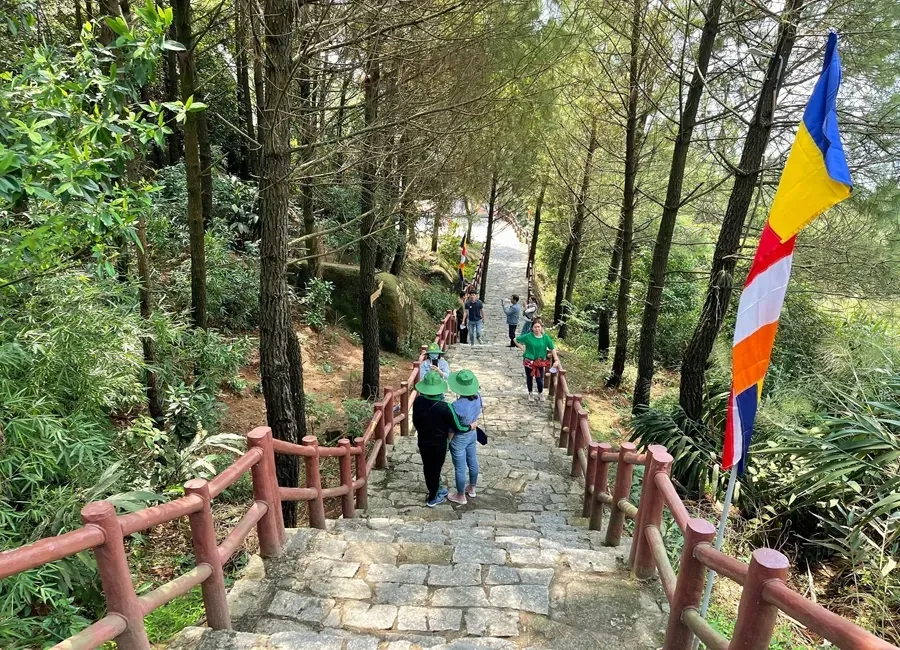 Trekking and Hiking Trekking and Hiking