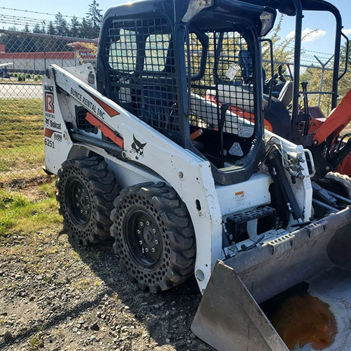 Field Truck — Lakewood, WA — DOVE LANDSCAPING Fiel — Lakewood, WA — DOVE LANDSCAPING