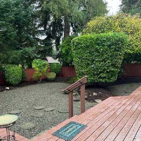 Residential Walkway — Lakewood, WA — DOVE LANDSCAPING Residential Walkway — Lakewood, WA — DOVE LANDSCAPING
