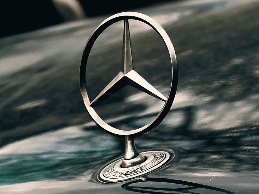 Mercedes-Benz Service and Repairs at ﻿Lowe's Automotive Service﻿ in ﻿Sarasota, FL ﻿