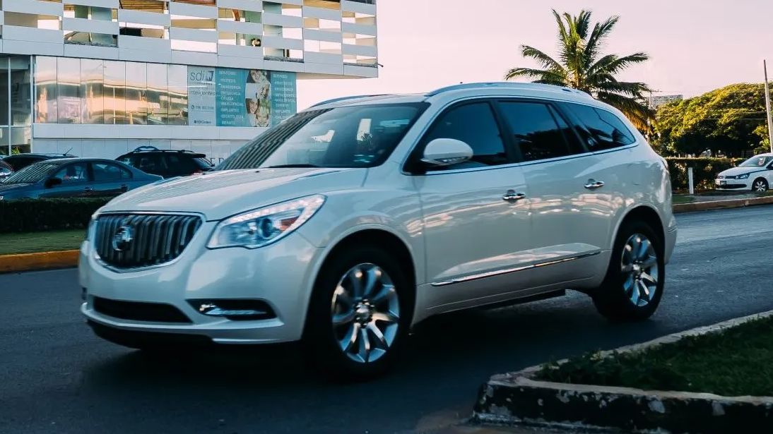Buick Service and Repair at ﻿Lowe's Automotive Service﻿ in ﻿Sarasota, FL ﻿