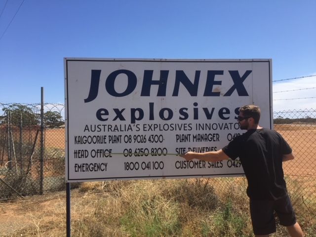 Explosive Sign — Boulder, WA — Mister Signs