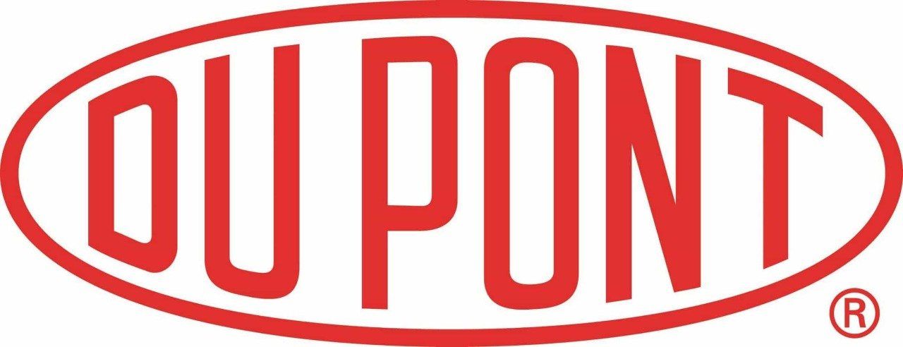 Logotipo ovalado rojo y blanco de DuPont con letras estilizadas en negrita.