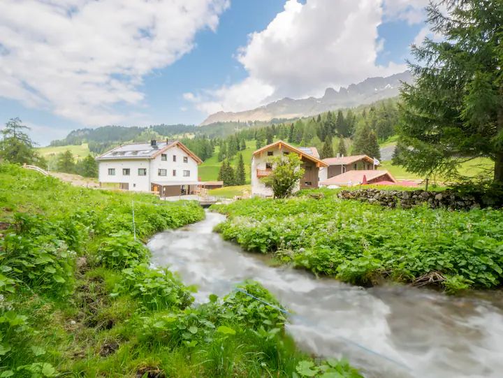 Stettli Ferienhaus Tgiesa Solaria