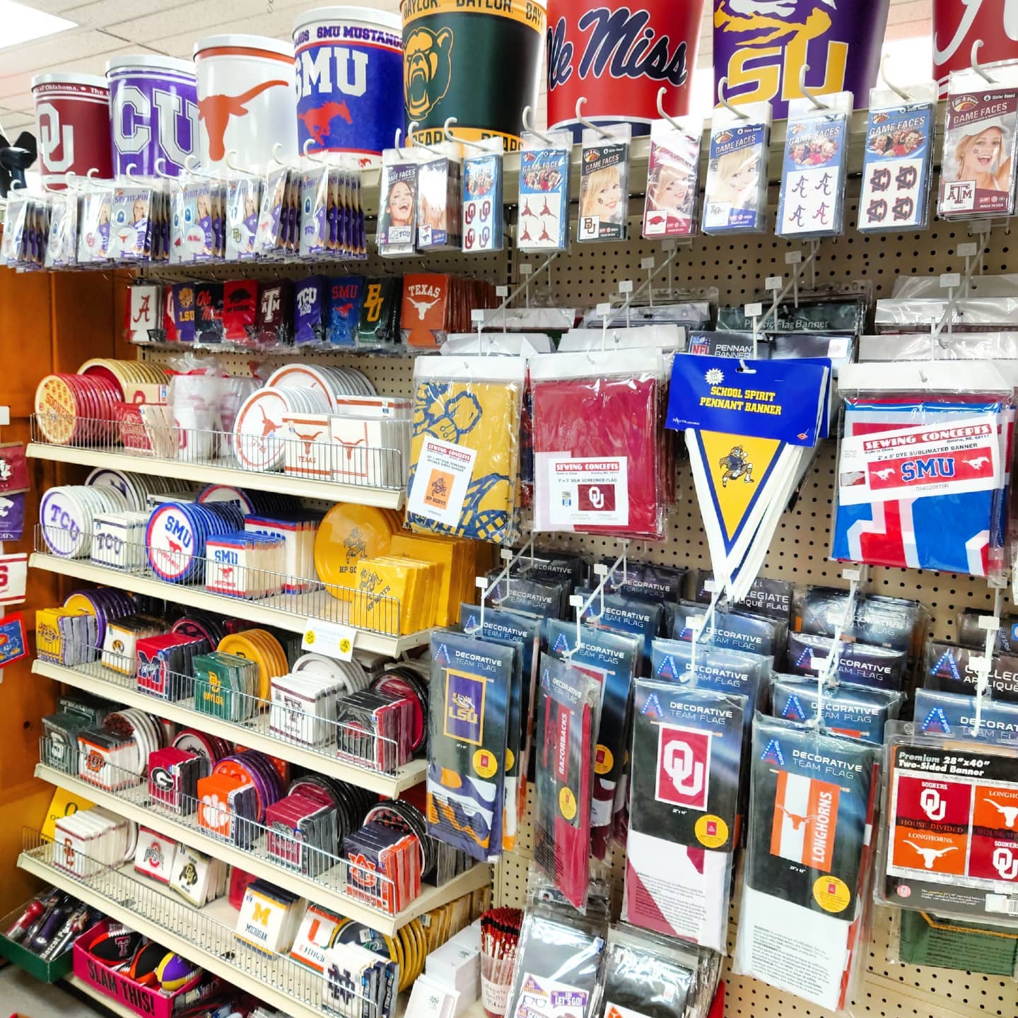 Invitation Cards— Party Supplies in Dallas, TX Invitation Cards— Party Supplies in Dallas, TX