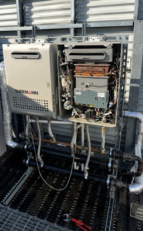 rooftop commercial hot water system