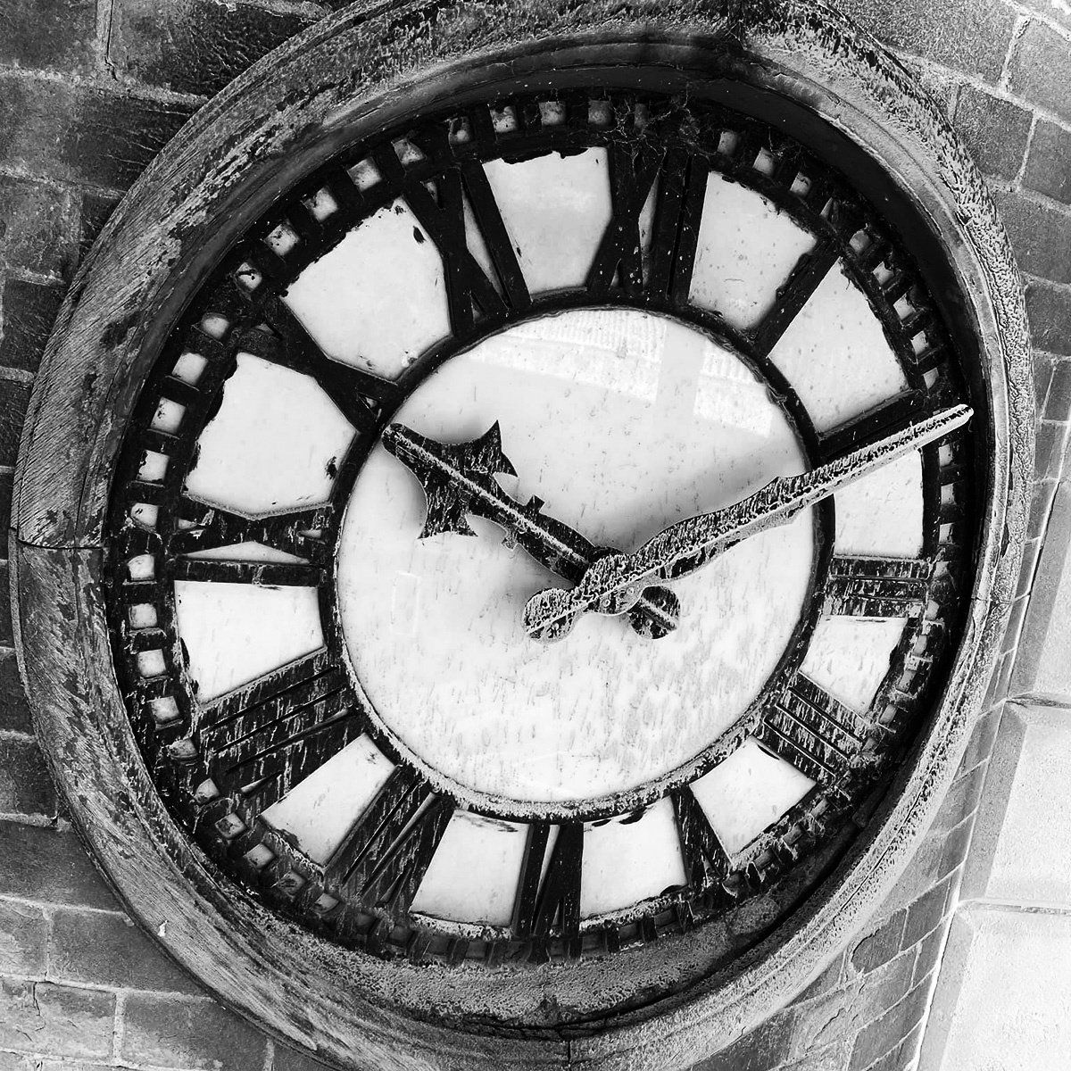 Historic Bridgeway House Clock