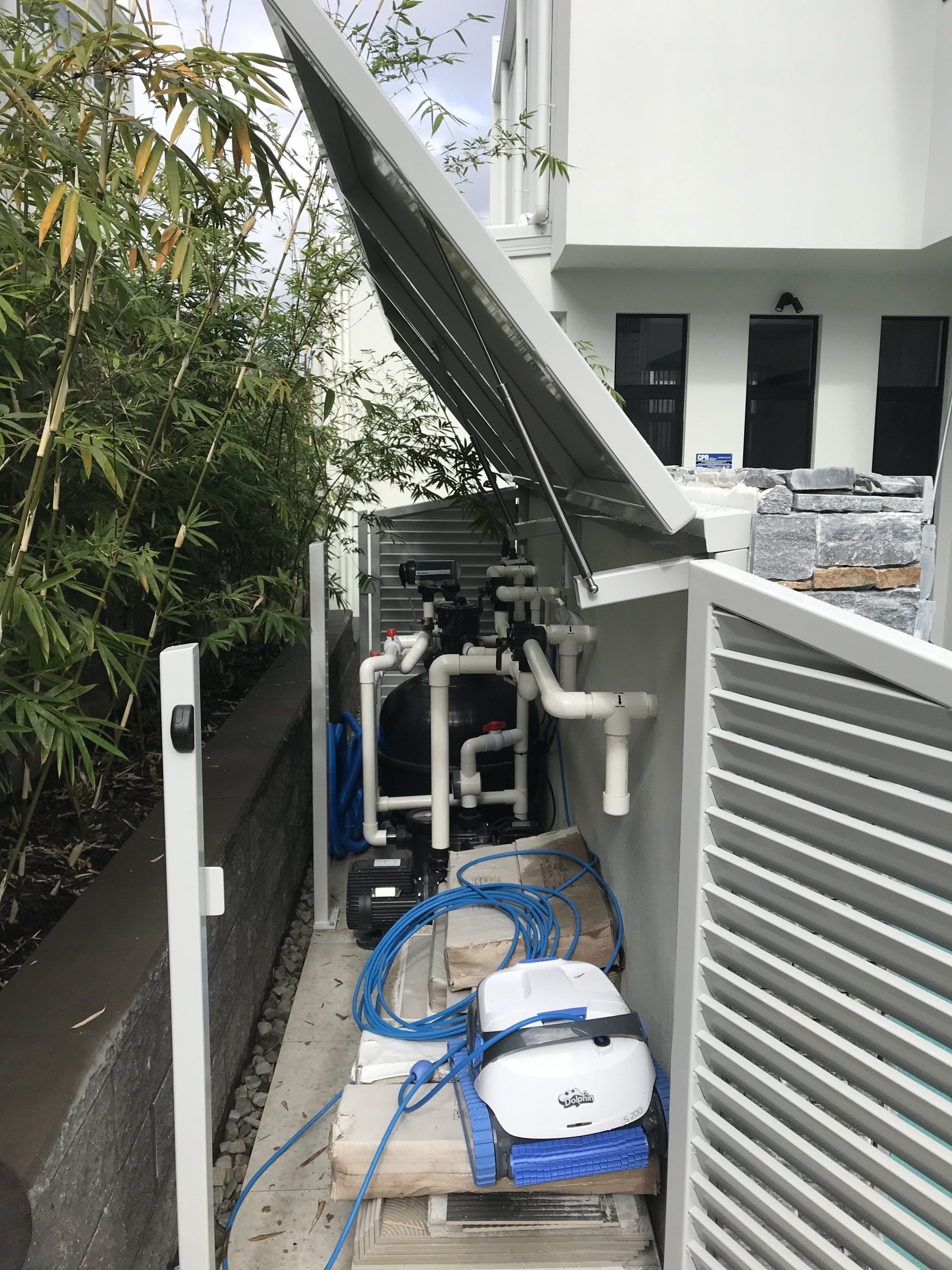 Gas Struts Gold Coast Installations & Repairs