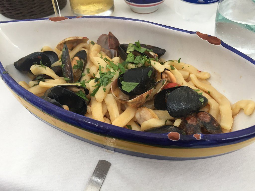 Pasta con cozze e vongole fresche