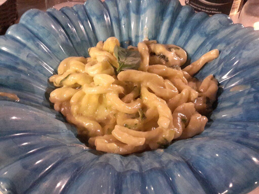 Primo piatto con pasta fatta in casa