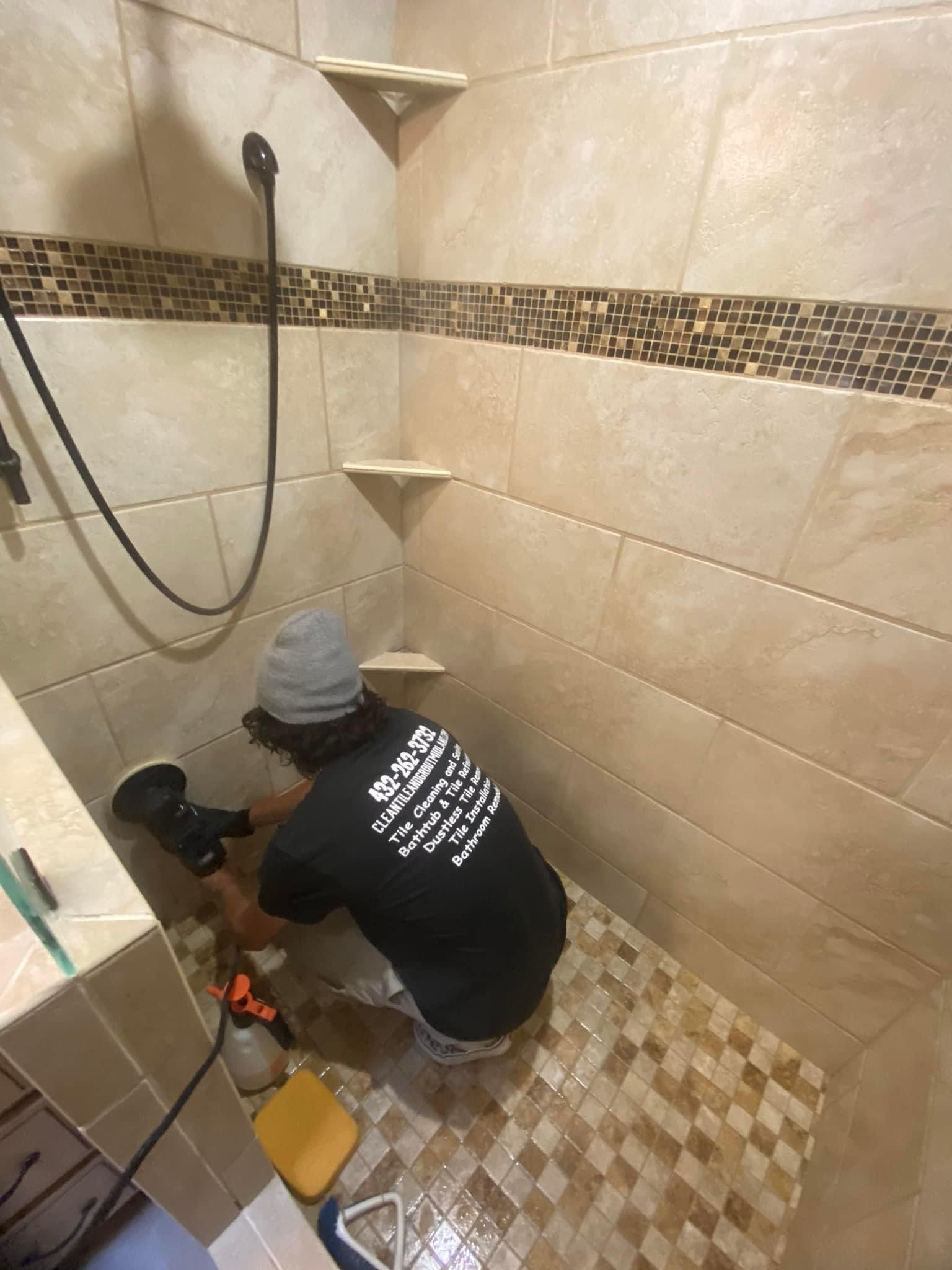 The shower cleaning solutions available at local stores may not be effective. Our technicians utilize a specialized process to eliminate shower soap scum, hard water mineral deposits, oils, and mold effectively.
