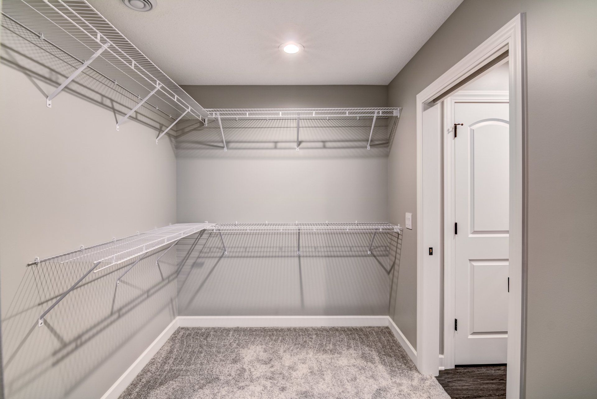 New Richmond Walk-In Closet Photo