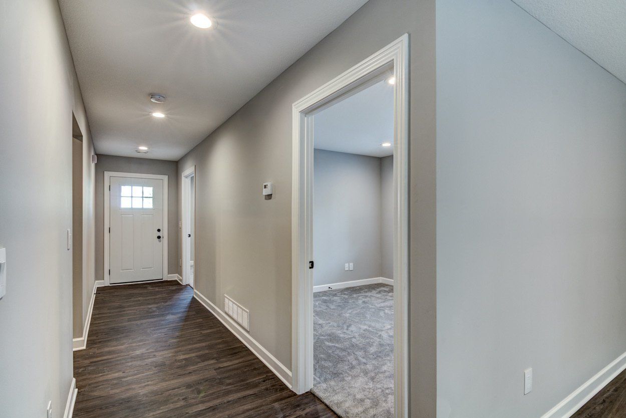 New Richmond 2 Hallway Photo