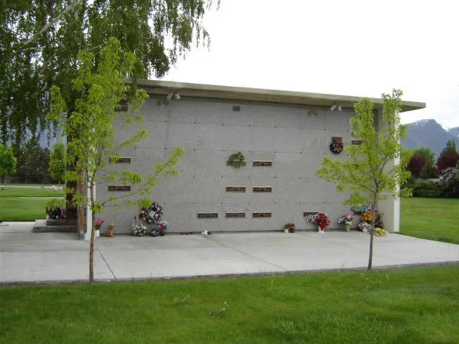 Timpanogos Memorial Gardens Cemetery Orem Utah Mausoleum